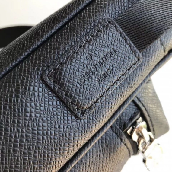 FS CHEAP Louis Vuitton OUTDOOR PM MESSENGER 0815